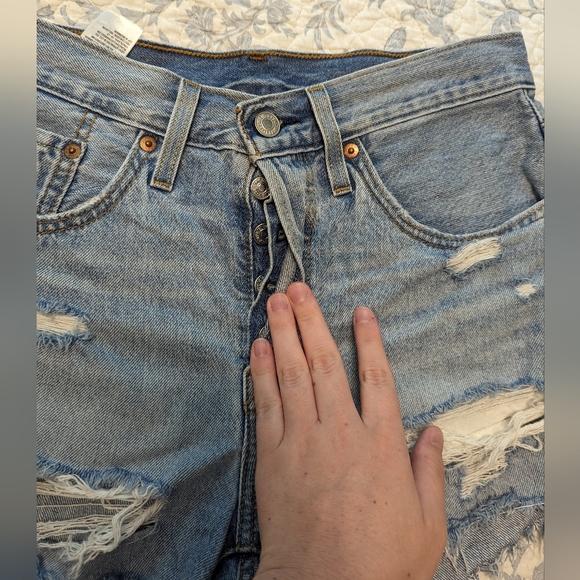 Levi's 501 Original High Rise Distressed Jean Shorts | Size 27 - Picture 5 of 10